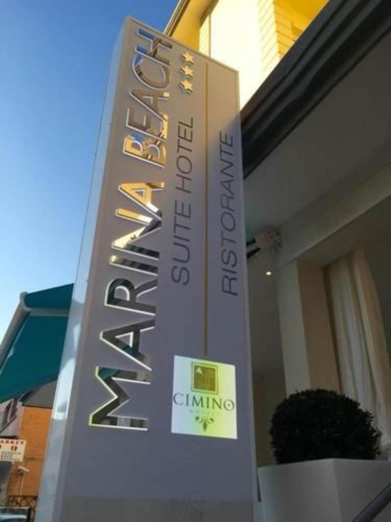 Marina Beach Suite Hotel Rimini Bagian luar foto